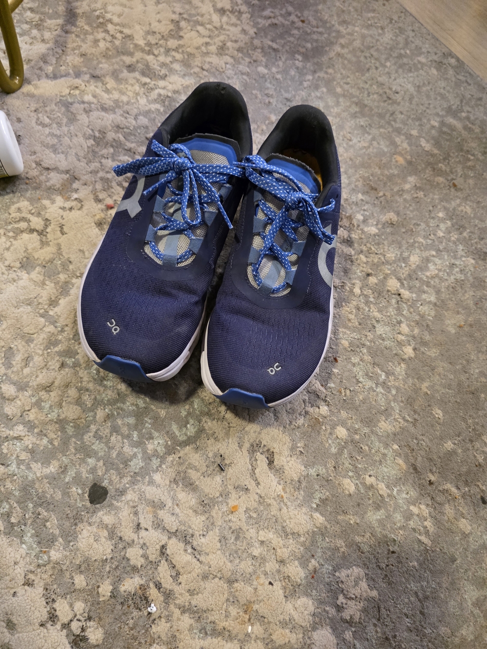 On Cloud Navy Running Sneakers - Women's